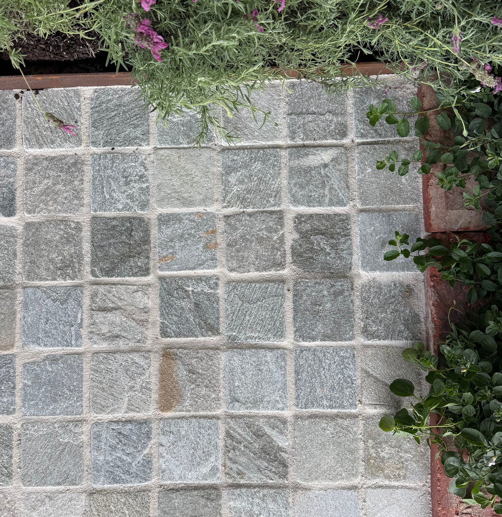 Cobblestones - Cottage Quartz