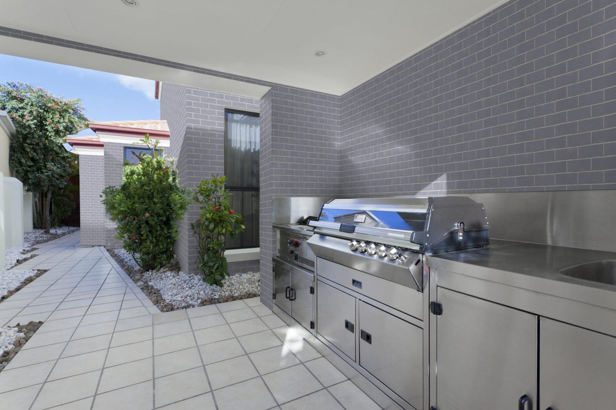 Steel | Selkirk Concrete Brick (500 per pack)
