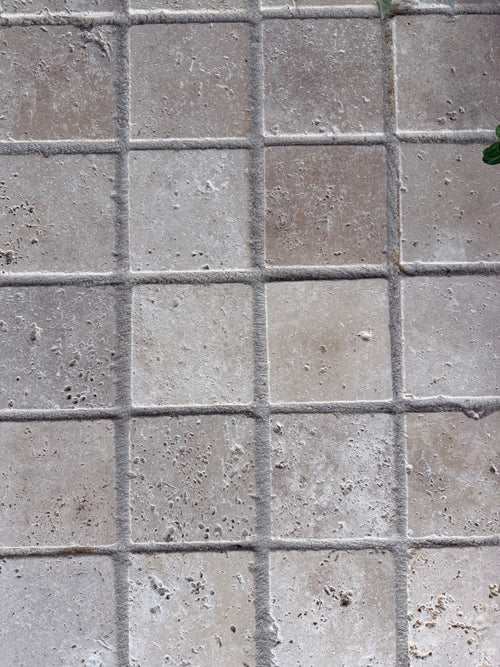 Cobblestones - Classsic Travertine