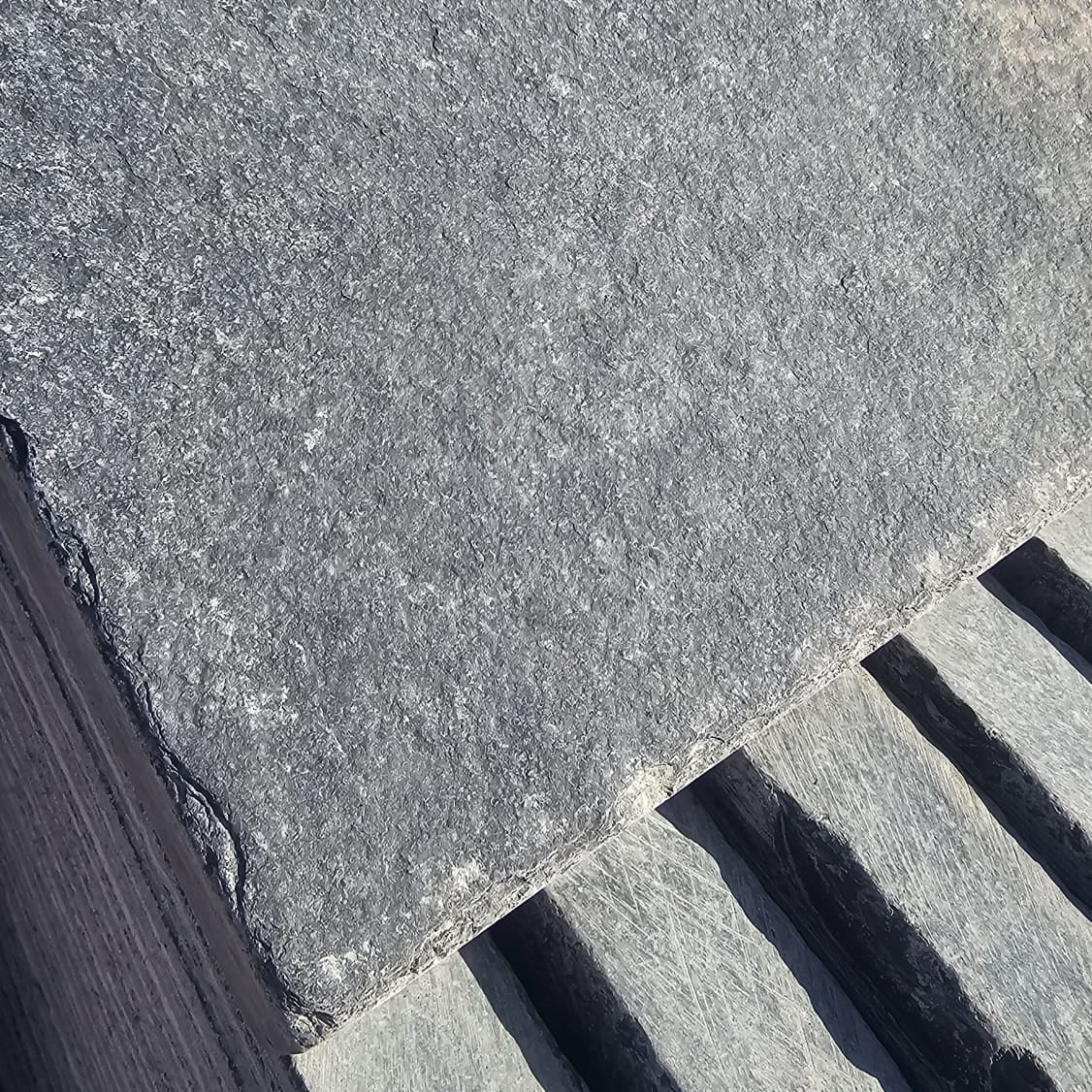 Limestone - BLACK
